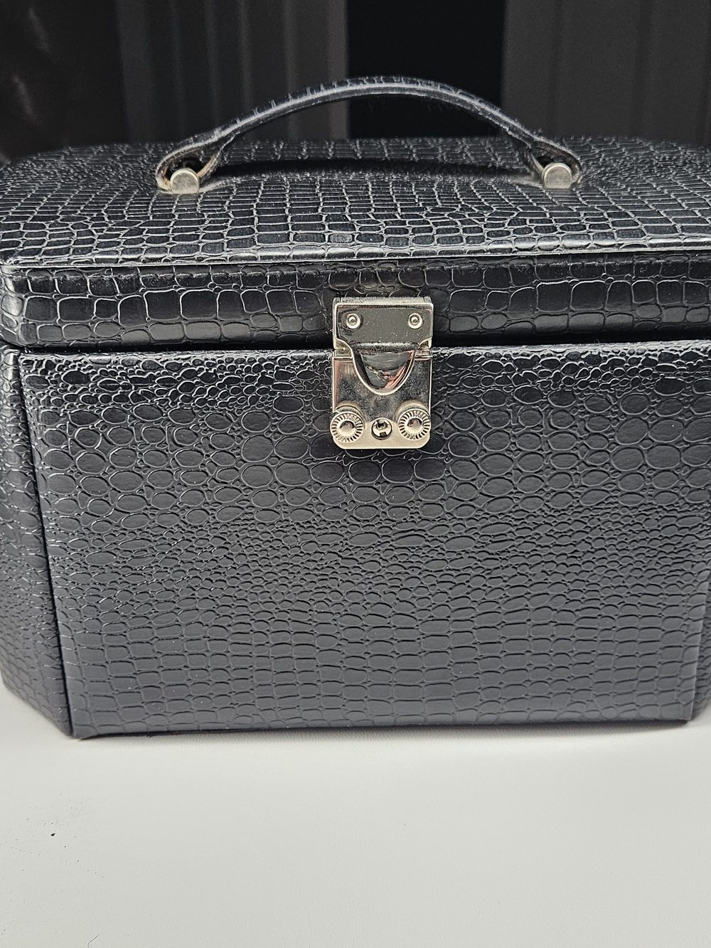 Black Croc-Embossed Travel Jewelry Case with Top Handle And Lock